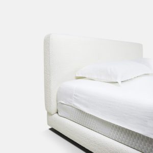 Cama Bold